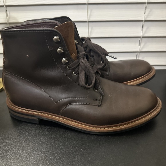 Allen Edmonds Other - Allen Edmonds Higgins Mill Chromexcel Natural Tan Size 9